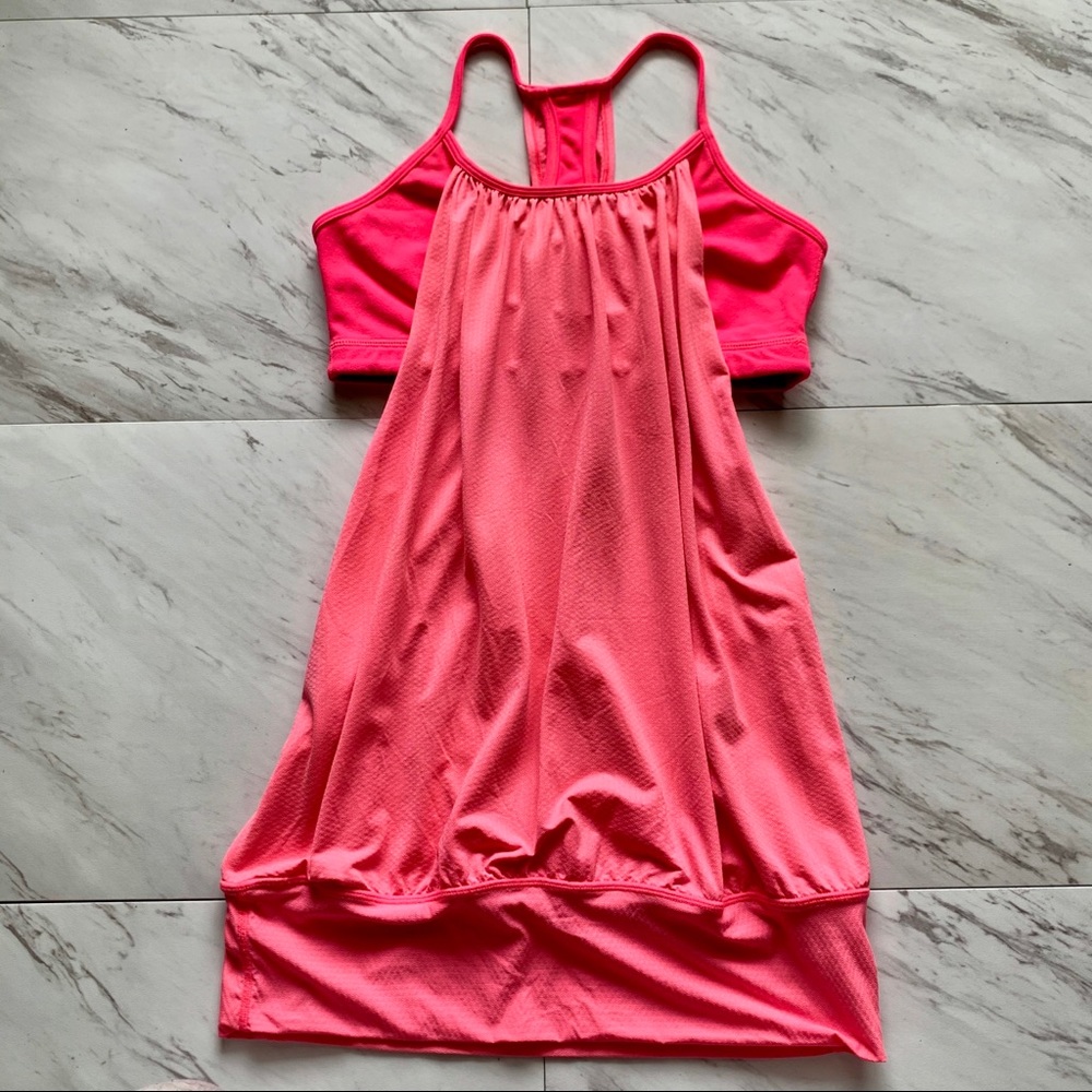 Lululemon no limits top